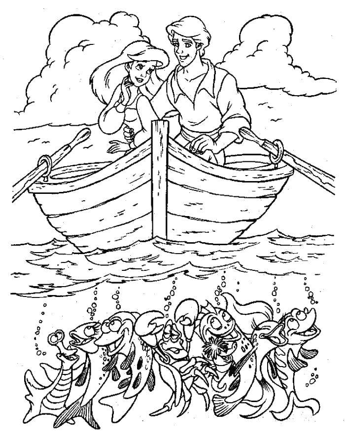 Раскраски по мультфильму русалочка для девочек  Русалка ариэль и принц эрик на лодке