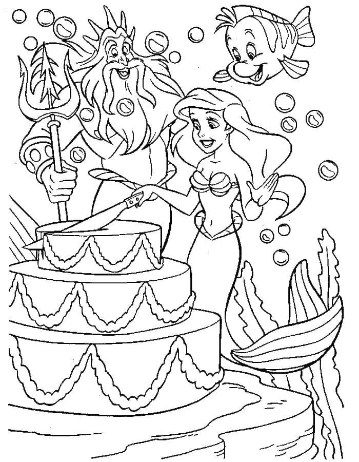 Раскраски по мультфильму русалочка для девочек  Русалка ариэль режит торт