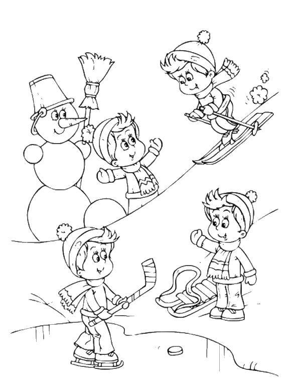 Раскраски зима время года  Дети катаются на санках