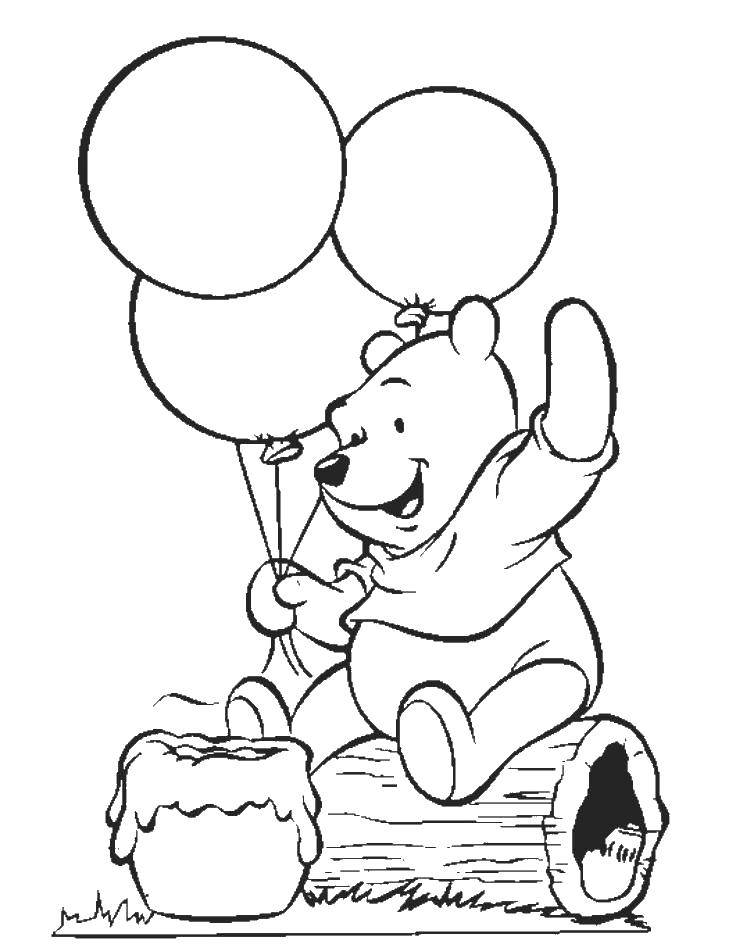 Раскраски из зарубежного мультфильма про Винни Пуха и его друзей для самых маленьких   Винни пух с шариками