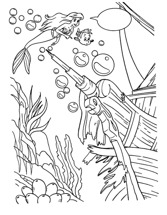 Раскраски по мультфильму русалочка для девочек  Старый корабль