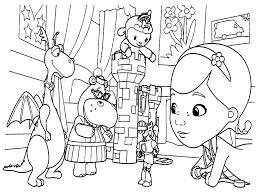  раскраски на тему мультфильма Доктор Плюшева для мальчиков и девочек. Интересные раскраски с героями мультика про Доктора Плюшева для детей 