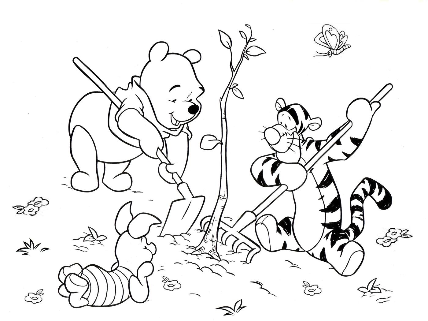 Раскраски из зарубежного мультфильма про Винни Пуха и его друзей для самых маленьких   Раскраска Винни пух, Тигруля и Пяточек сажают дерево